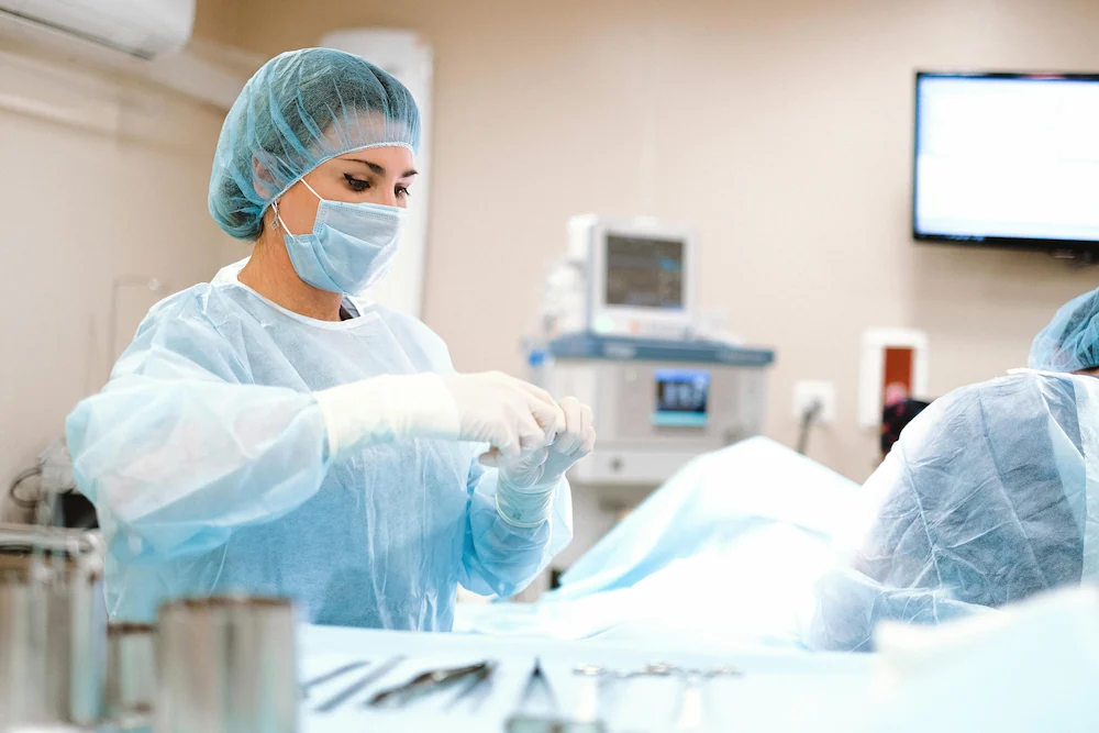 Woman surgeon in the operating room